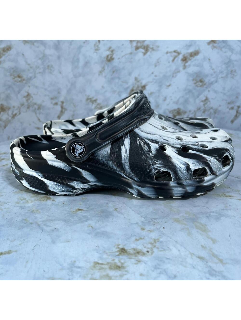 Crocs Classic Womens Sz 9 Shoes Black White Slides Comfort Casual Marbled Sandal